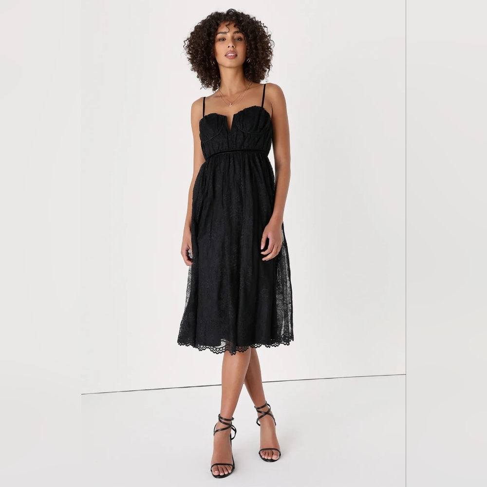 Lulus Dreamy Entrance Black Lace Bustier Sleeveless Midi Dress